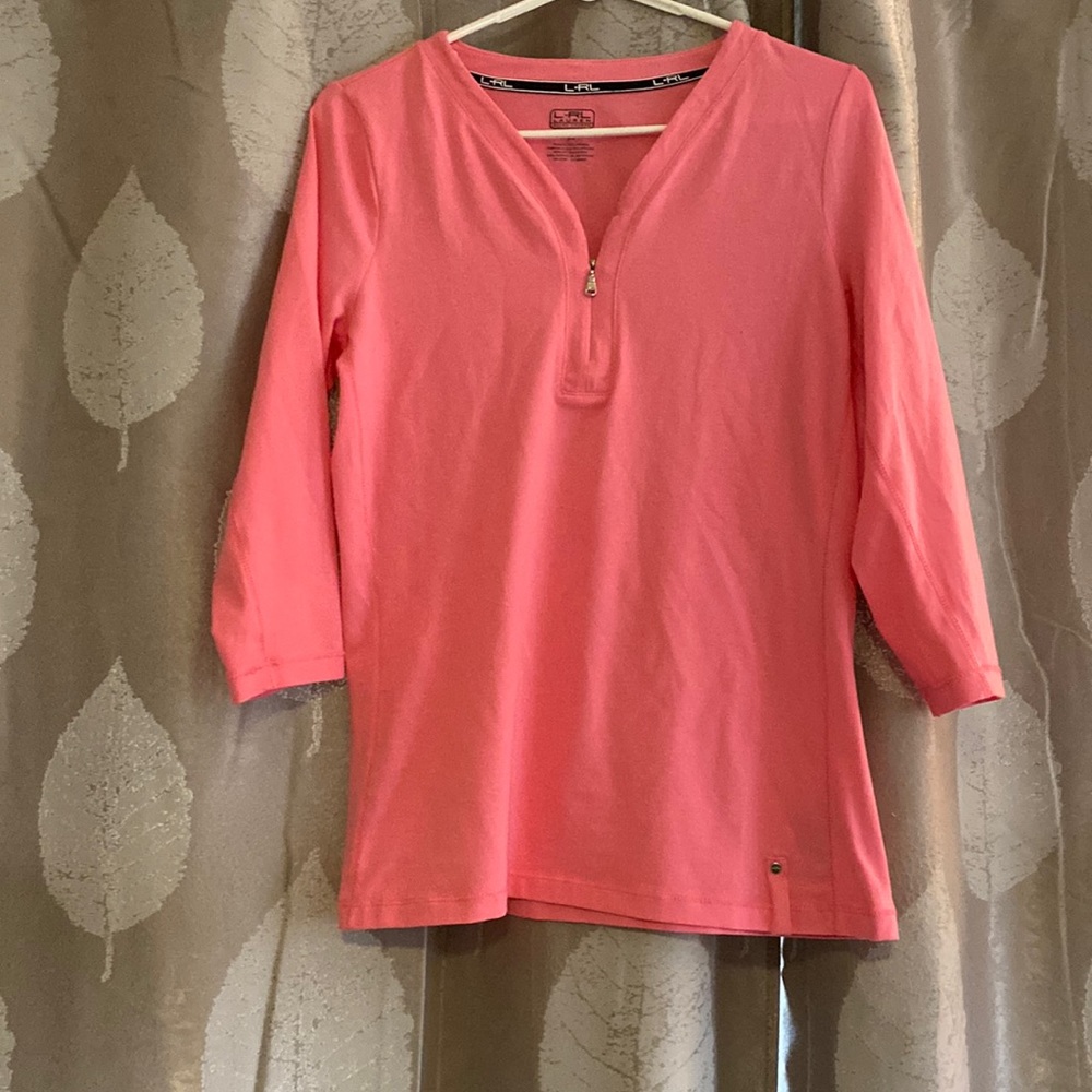 Sporty shirt
